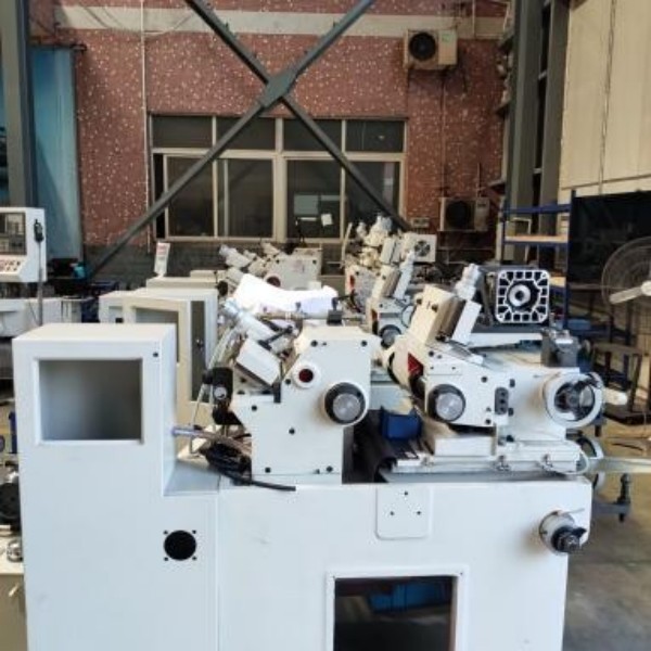 Rectifieuse manuelle sans centre série 12